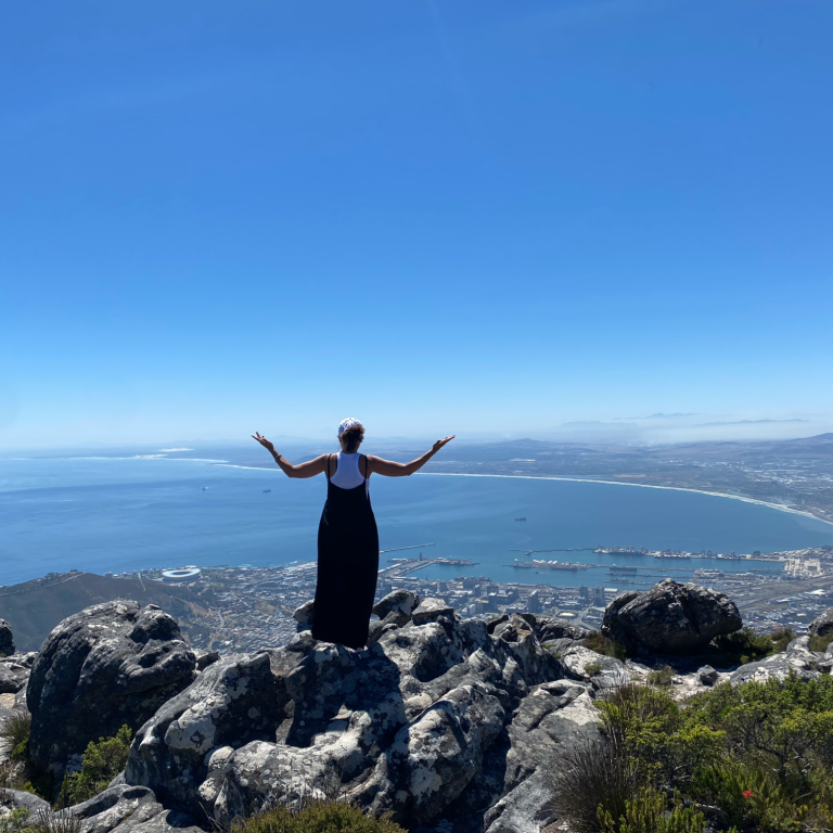 Aussicht vom Tafelberg in Südafrika als Zeichen von Weitsicht und Zuversicht